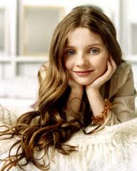 ArQCuXAbigailBreslin20110430002.jpg